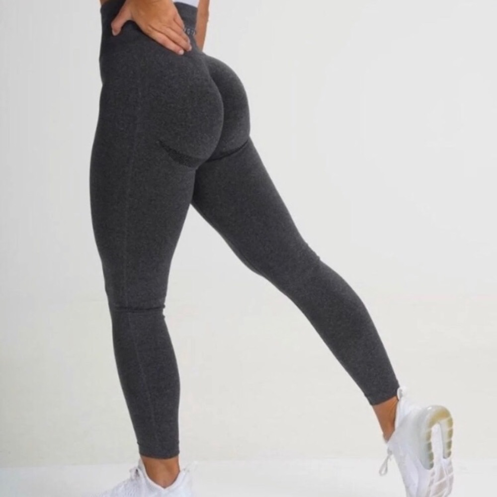 ‼️SOLD‼️High Waisted Contour Booty Leggings (S)